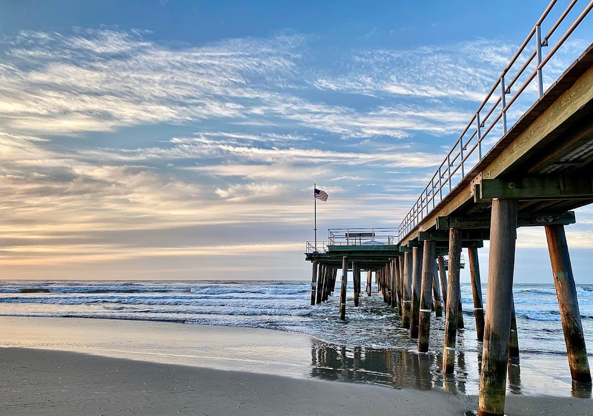 Ventnor Pier surf spot