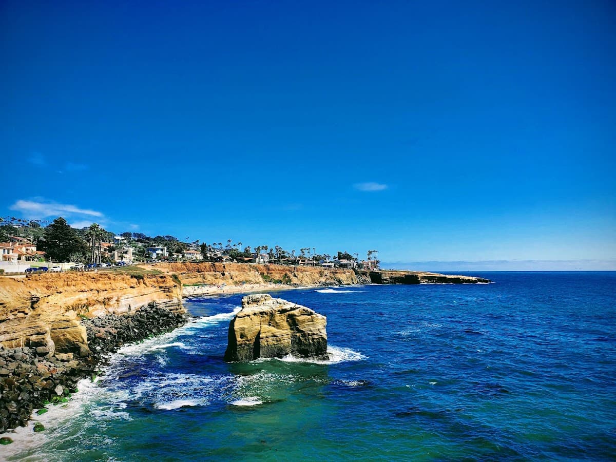 Sunset Cliffs surf spot