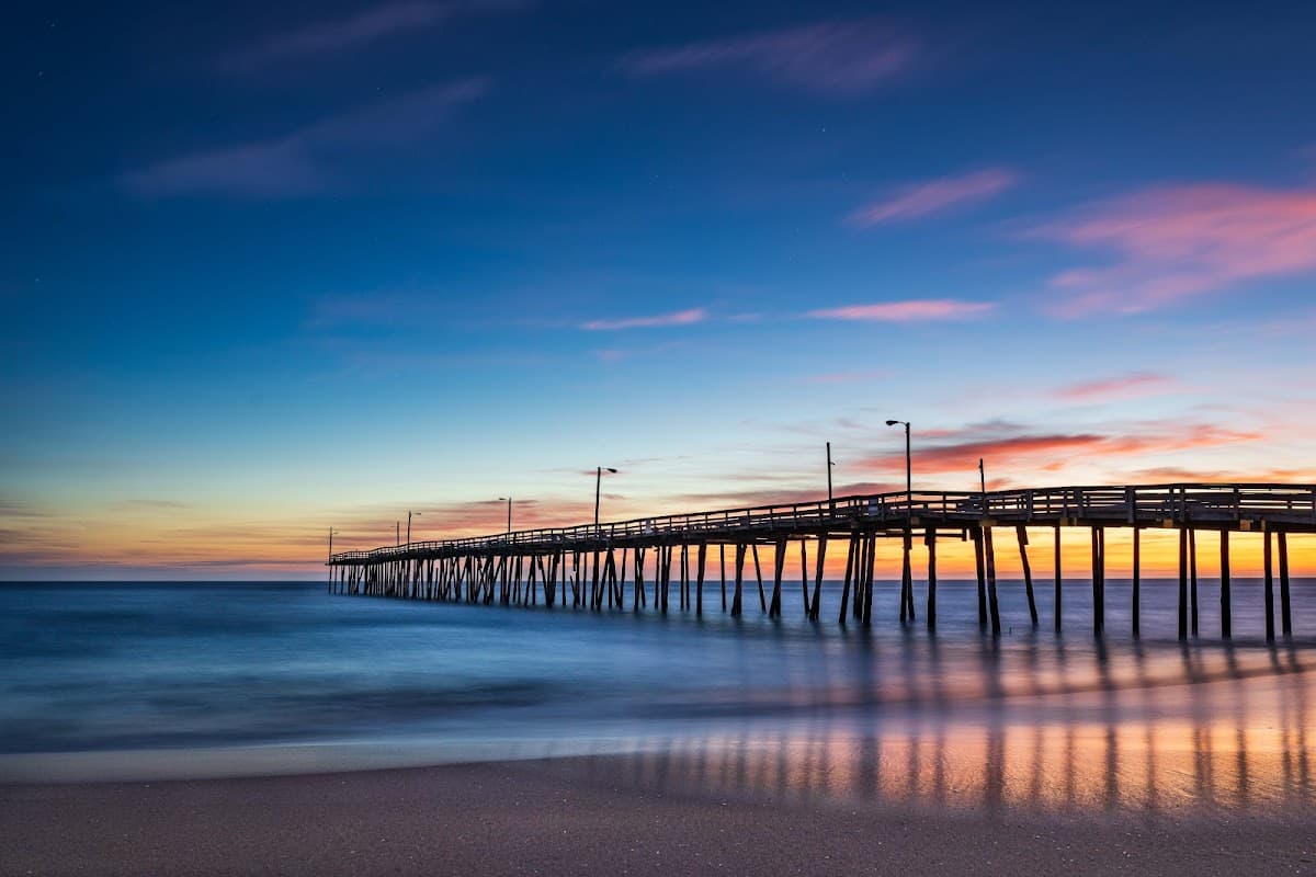 Avalon Pier surf spot