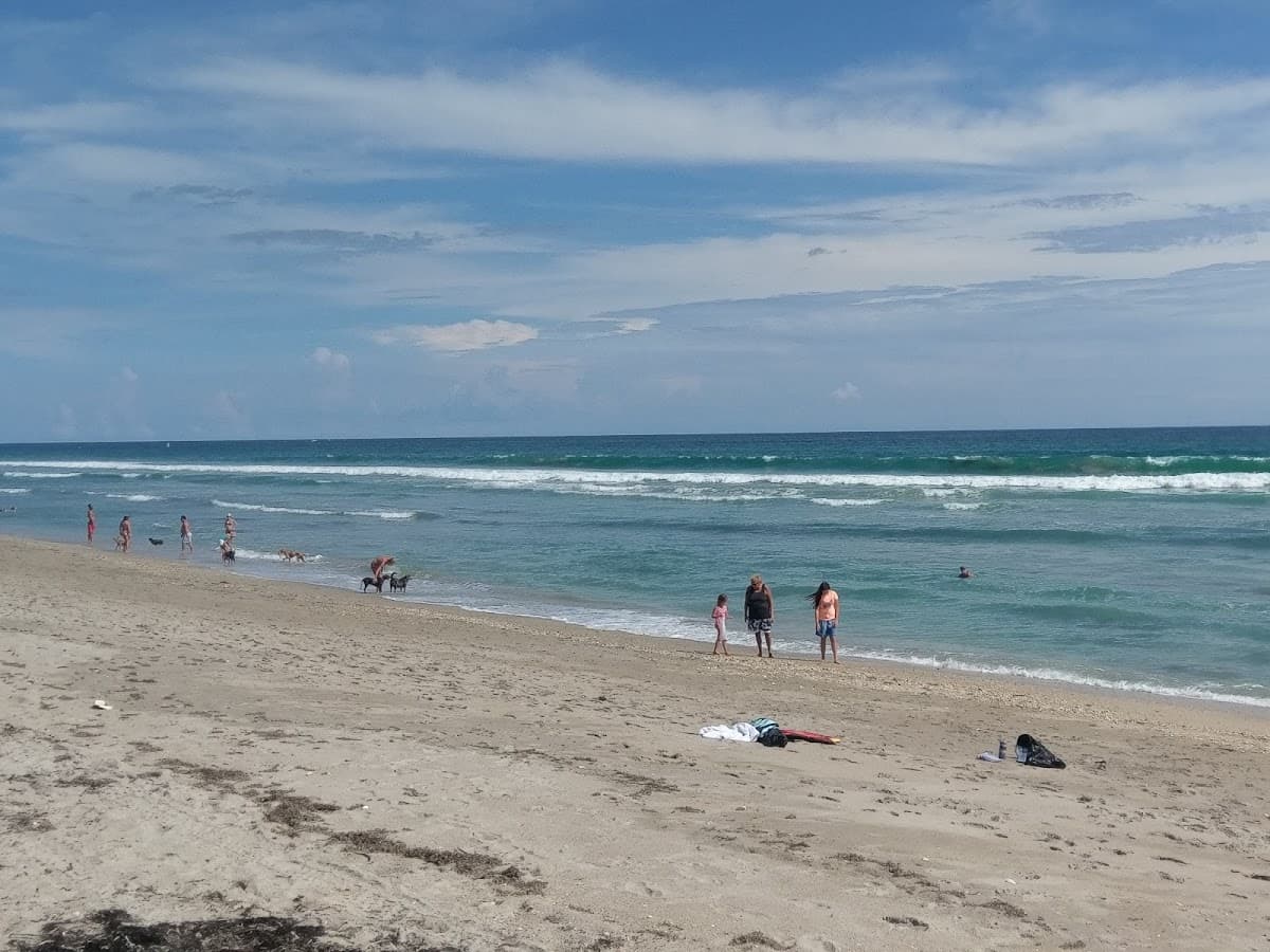 Walton Rocks surf spot