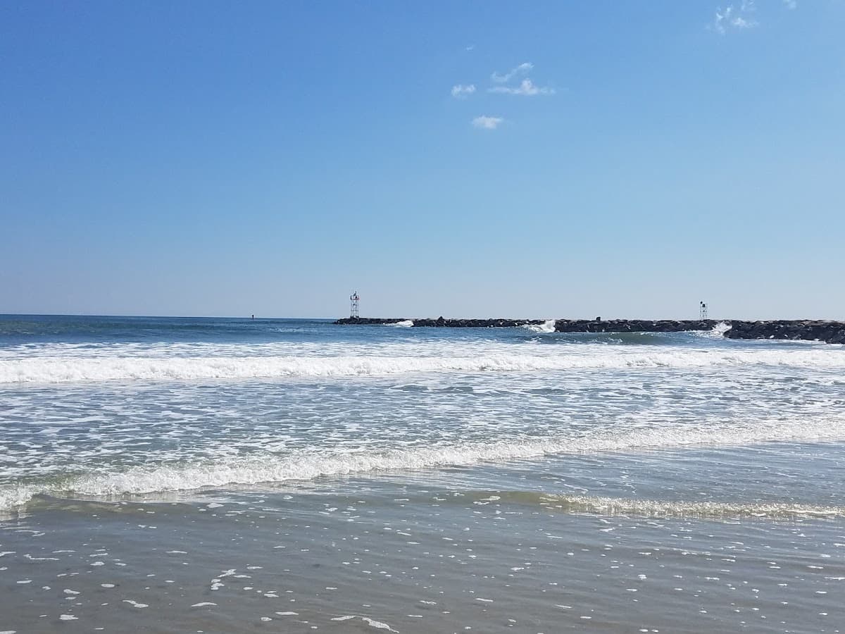 Drakes Island surf spot